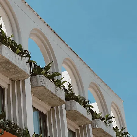 Osh Getsemani Hotel *